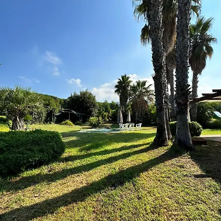 Camera Con Bagno In E Piscina In Comune Torre del Greco